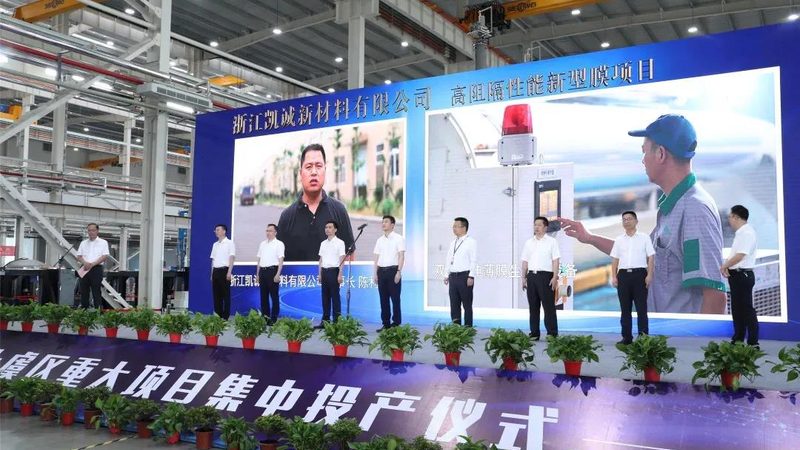 玻璃纤维复合材料：揭秘其优势与挑战