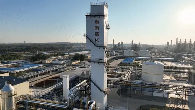 混凝土消泡剂按照成分和作用原理可分为以下几类：