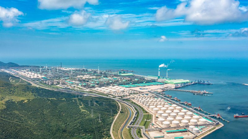树脂基复合材料：揭秘其分类与特性**